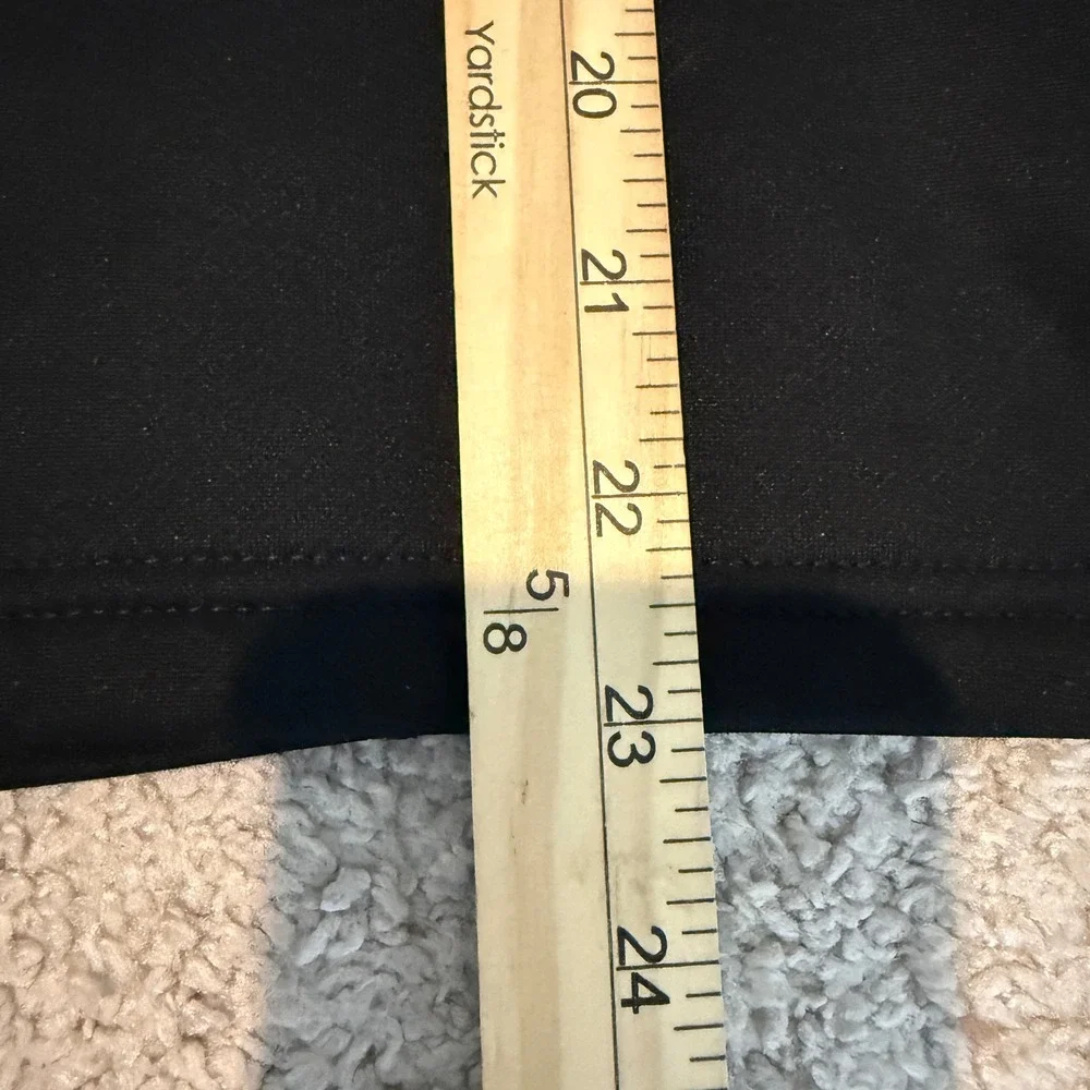 Hooters Jacket Womens XS Black Owl Logo Full Zip Thumb Holes Mock Neck Employee - Picture 11 of 11